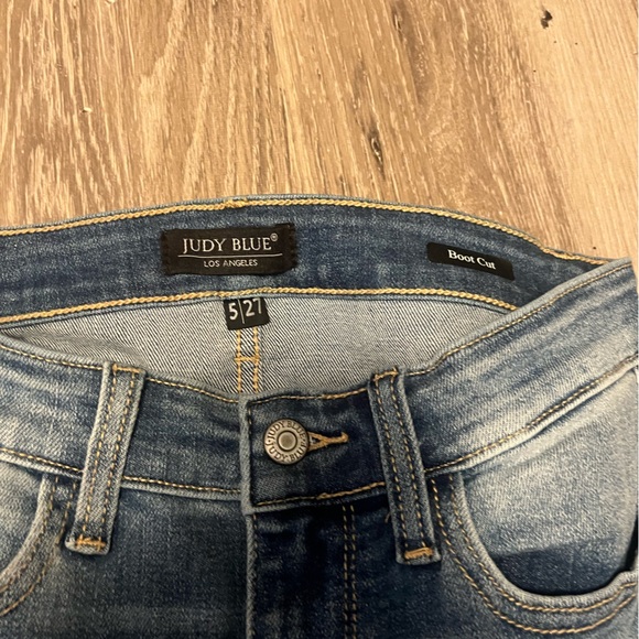Judy Blue Bootcut Jeans 4/27 - Picture 3 of 4